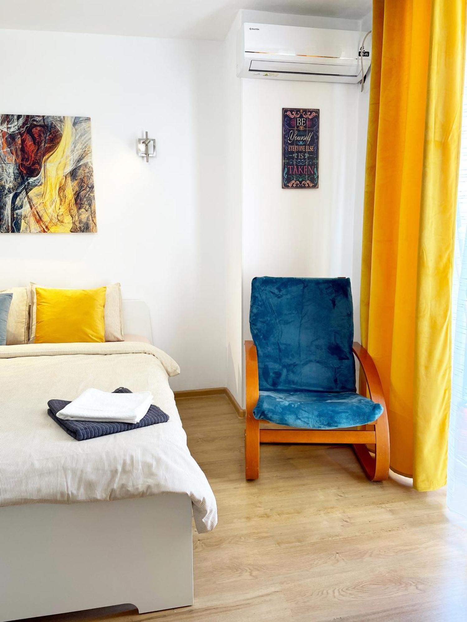 Alegro Studio Apartment Bukares Bagian luar foto